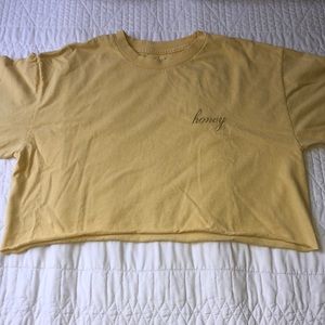 RARE-Brandy Melville cropped shirt